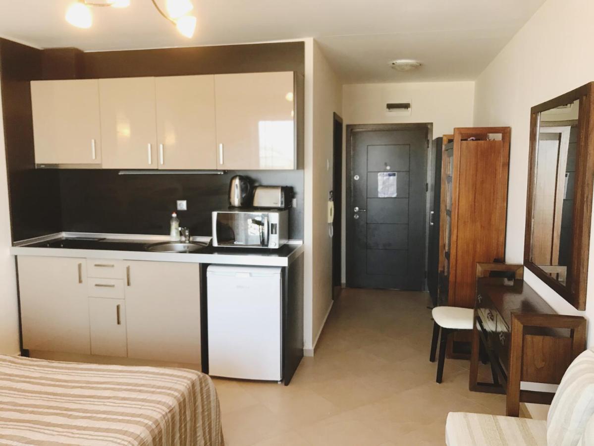 First Line Apartments Argo -Studio Room Front Sea View Lozenets Eksteriør billede