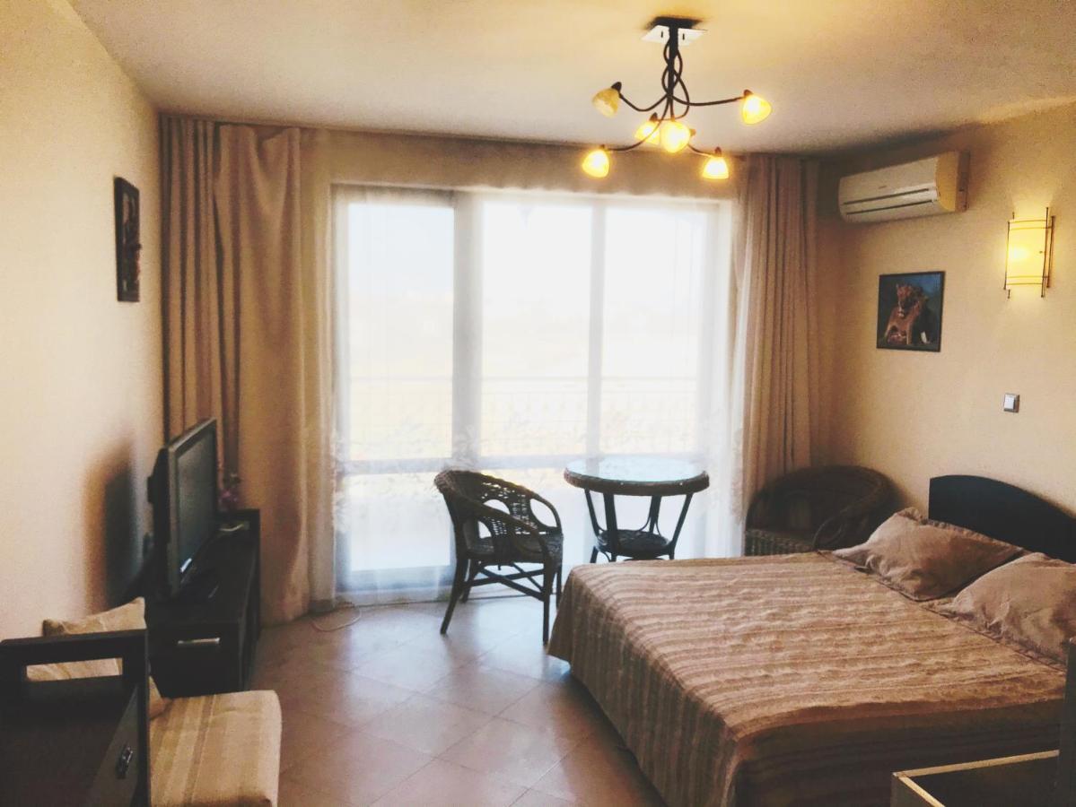 First Line Apartments Argo -Studio Room Front Sea View Lozenets Eksteriør billede
